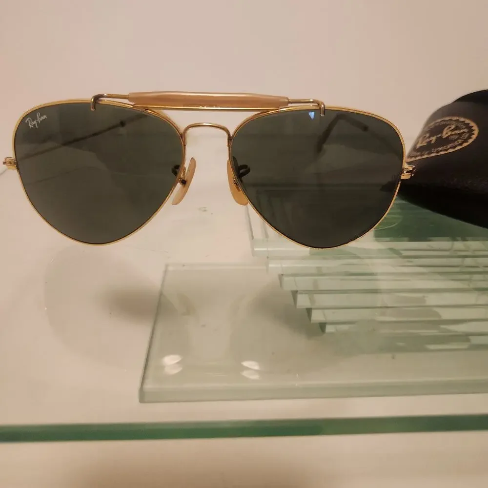 Ray-Ban discover timeless